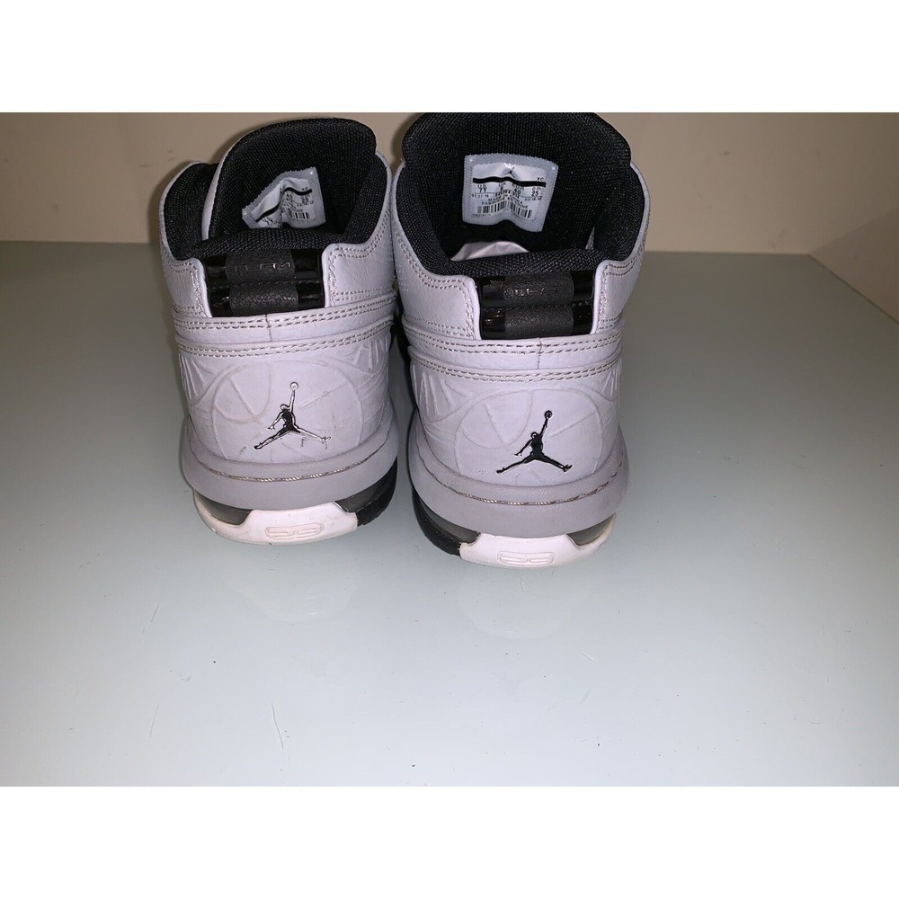 Air Jordan Mid Retro Basketball 845204-014 Size 7Y, Cool Gray - Picture 5 of 10